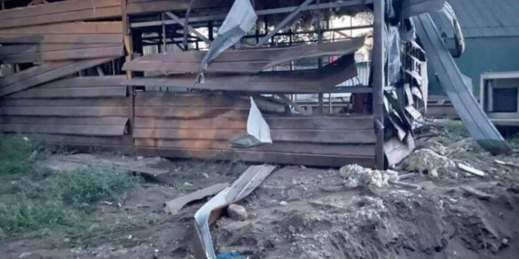 Нічна атака на Одещину: уламки «шахедів» також влучили на територію приватної садиби