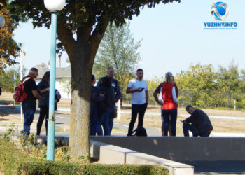 В Южному поліцейські перевіряють повідомлення про замінування ТЦ «Плаза» | YНовини одещіни