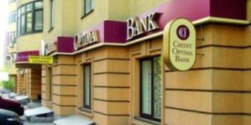 В Україні самоліквідувалася ще один банк