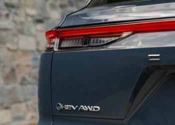 Анонсирована ещё одна новинка Toyota: глобальный Crown Estate? — АВТО НОВОСТИ