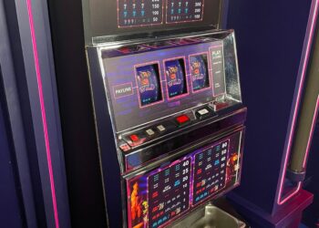 У Києві викрито чергове підпільне казино — вилучено обладнання на 15 млн гр, — прокуратура. ФОТО | Кримінальні новини