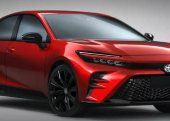 Випадково з’явилося перше фото нової Camry — Автоновини