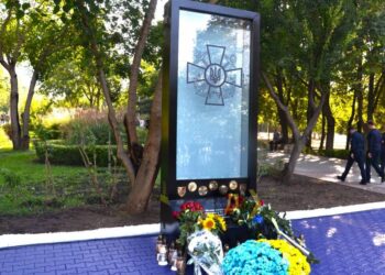 В одеському парку Перемоги та біля обласної адміністрації відкрили меморіали загиблим захисникам України