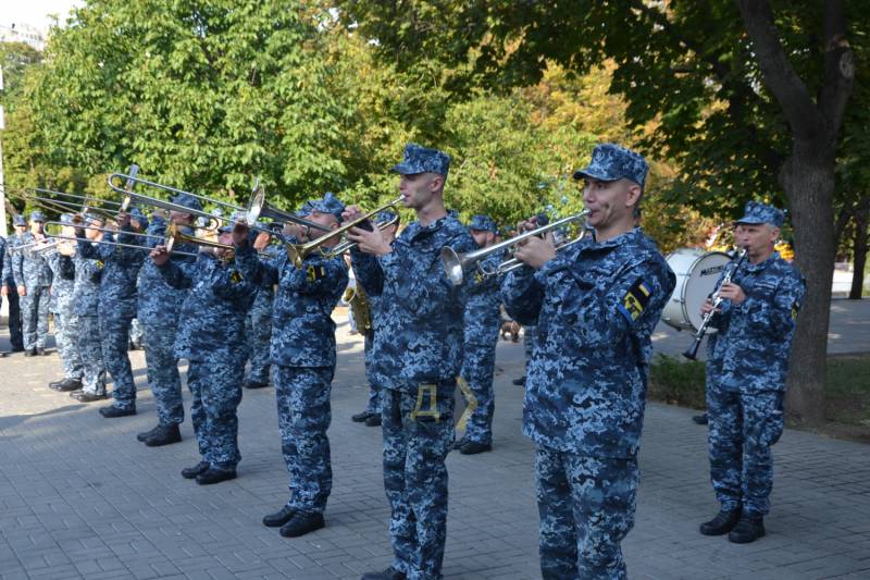 В одеському парку Перемоги та біля обласної адміністрації відкрили меморіали загиблим захисникам України