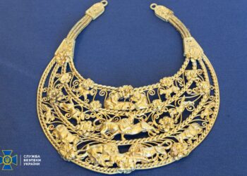 Викрадене з України скіфське золото конфіскували в Іспанії: контрабандисти затримані (фото) — Одеса