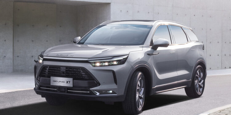 Вместо Hyundai Santa Fe: в России стартовало производство флагманского кроссовера BAIC X7 — АВТО НОВОСТИ