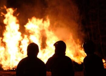 В Дублянах мужчина выпрыгнул с седьмого этажа, спасаясь от пожара