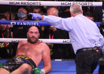 Кошмар великого Фьюри. Проиграл боксеру из России в бою за титул