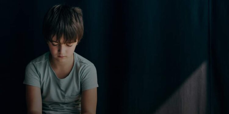 Як оформити статус дитини, яка постраждала внаслідок воєнних дій