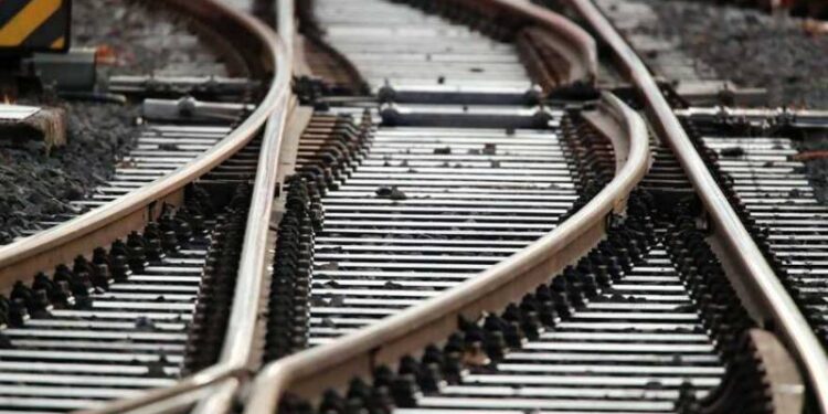 Неповнолітню мешканку Арциза знайшли мертвою на залізничних путях