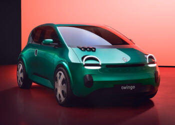 Renault показала Twingo четвёртого поколения:  им стал недорогой пятидверный электрокар — АВТО НОВОСТИ
