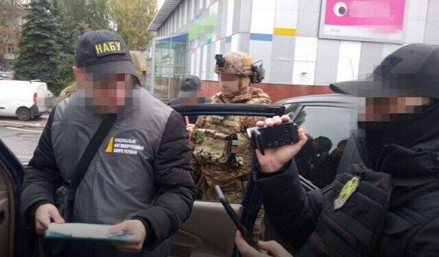 В Одесі затримали бізнесмена, який намагався дати 200 тисяч хабаря військовому командуванню | Одеський Кур’єр