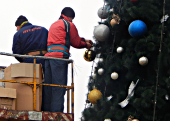 В Южному озвучили, чи будуть цьогоріч встановлювати ялинку в центрі міста | YНовини одещіни
