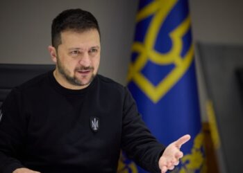 Президент побажав українцям зробити сміливий вибір — знайти себе у власній державі