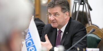 Зеленський зустрівся з головою ОБСЄ для обговорення заходів щодо встановлення миру на Донбасі