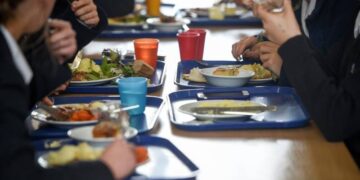 На шкільне харчування дітей пільгових категорій в Ізмаїлі будуть витрачати більше коштів