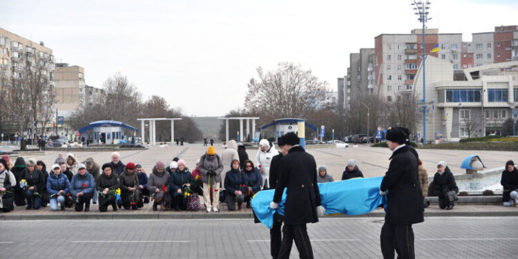 В Южному провели в останню путь 46-річного військового Ігоря Кобилянського (фото) | YНовини одещіни
