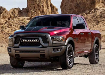 V8 ещё немного поживёт: пикап Ram 1500 Classic остаётся на 2024 модельный год — АВТО НОВОСТИ