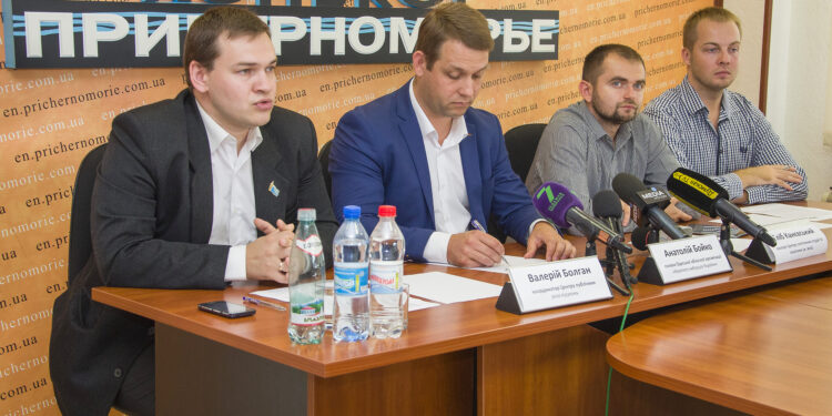 Центр публичных расследований выявил возможные схемы на 1,5 миллиарда гривен