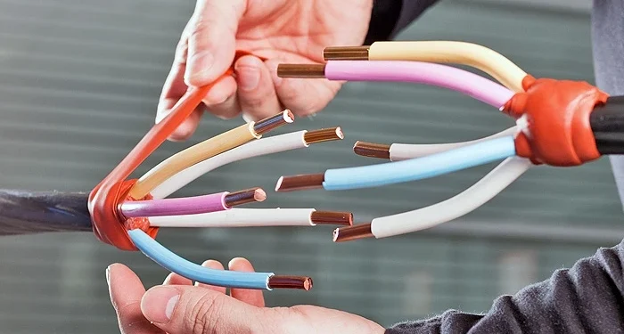 Механическое соединение силовых кабелей