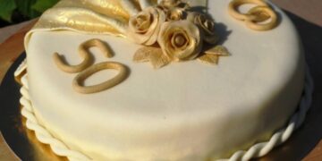 Прикольні вітання з 50-річчям жінці в віршах та прозі