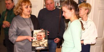 На виставці «Нескорені війною»