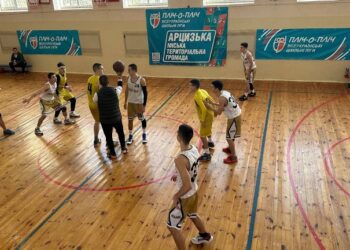 В Арцизькій громаді стартував ІІ етап змагань «Пліч-о-пліч Всеукраїнські шкільні ліги» з баскетболу серед юнаків