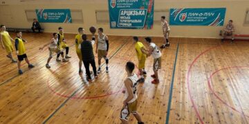 В Арцизькій громаді стартував ІІ етап змагань «Пліч-о-пліч Всеукраїнські шкільні ліги» з баскетболу серед юнаків