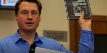 В Одессе известный историк представил необычную версию истории Украины