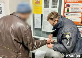За домашнє насильство повідомили про підозру жителям Одещини