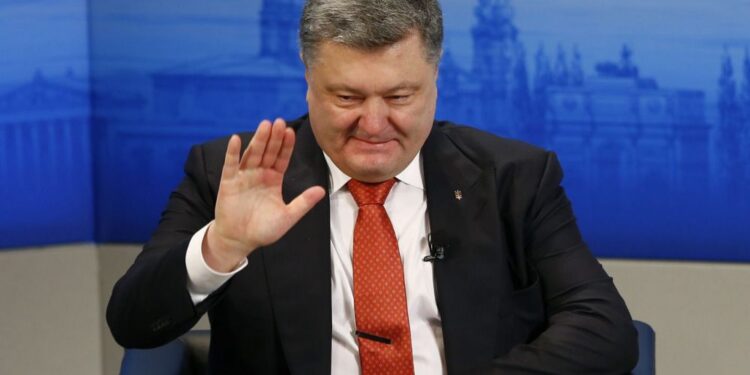 Порошенко назвав себе російськомовним та звернувся до жителів сходу України з новою передвиборчою обіцянкою