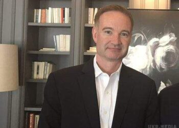 Екс-чиновник Пентагону рекомендує Порошенку переглянути своє бачення боротьби з корупцією