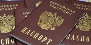 Клімкін звернувся до ЄС та НАТО щодо санкцій проти РФ через видачу паспортів українцям