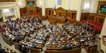 Верховна Рада встановила норми: забезпечити переклад вистав українською мовою