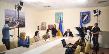 Новацький під час звітування відповів на запитання жителів Южненської ОТГ та ЗМІ | YНовини одещіни