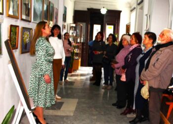 Весняний вернісаж «З надією в серці» збирав друзів