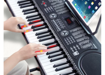 Что лучше купить пианино или синтезатор