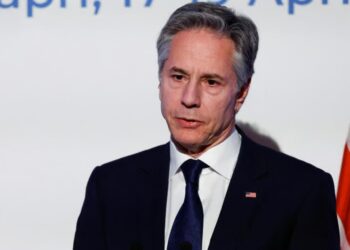 РФ за год ускорила темпы производства оружия — Блинкен