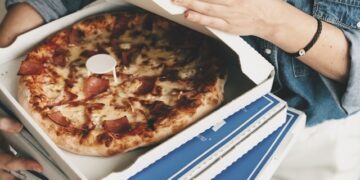 Удобство и качество доставки еды в Харькове