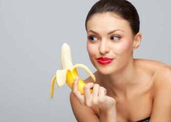 Резиновый член: что нужно знать об этой секс игрушке