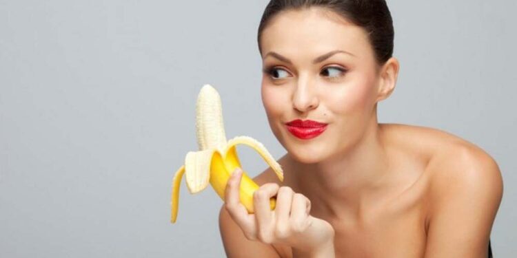 Резиновый член: что нужно знать об этой секс игрушке