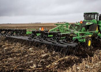 John Deere оновив грунтообробні агрегати — Техніка