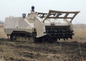 Машини розмінування «Віра» і «Любов» прибули в Україну   — Техніка