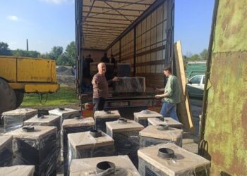 Депутат парламенту Болгарії передав Арцизькій громаді буржуйки для підтримки мешканців у складні часи