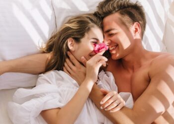 Сила слов: как простое обращение делает нас счастливее