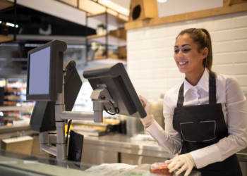 Почему стоит доверить аутсорсинговой компании подбор персонала для торгового зала