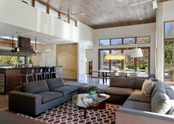 Мебель для одесситов и не только