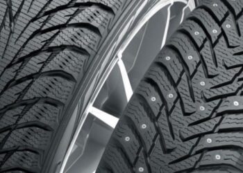 Шини з шипами чи класичні – які краще купити для їзди зимою
