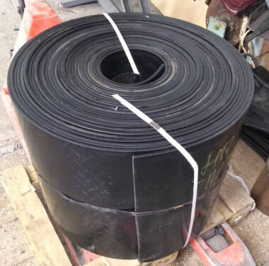 Стрічка транспортерна: вибір і експлуатація в промисловості