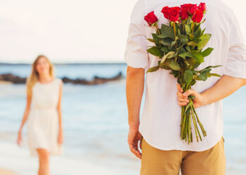 Какие цветы подарить девушке при первой встрече